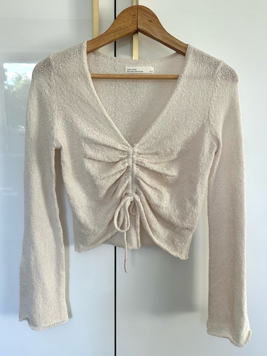 OAK + FORT Sweaters - Oak + Fort Cream Ruched Drawstring Knit Top Long Sleeve XS